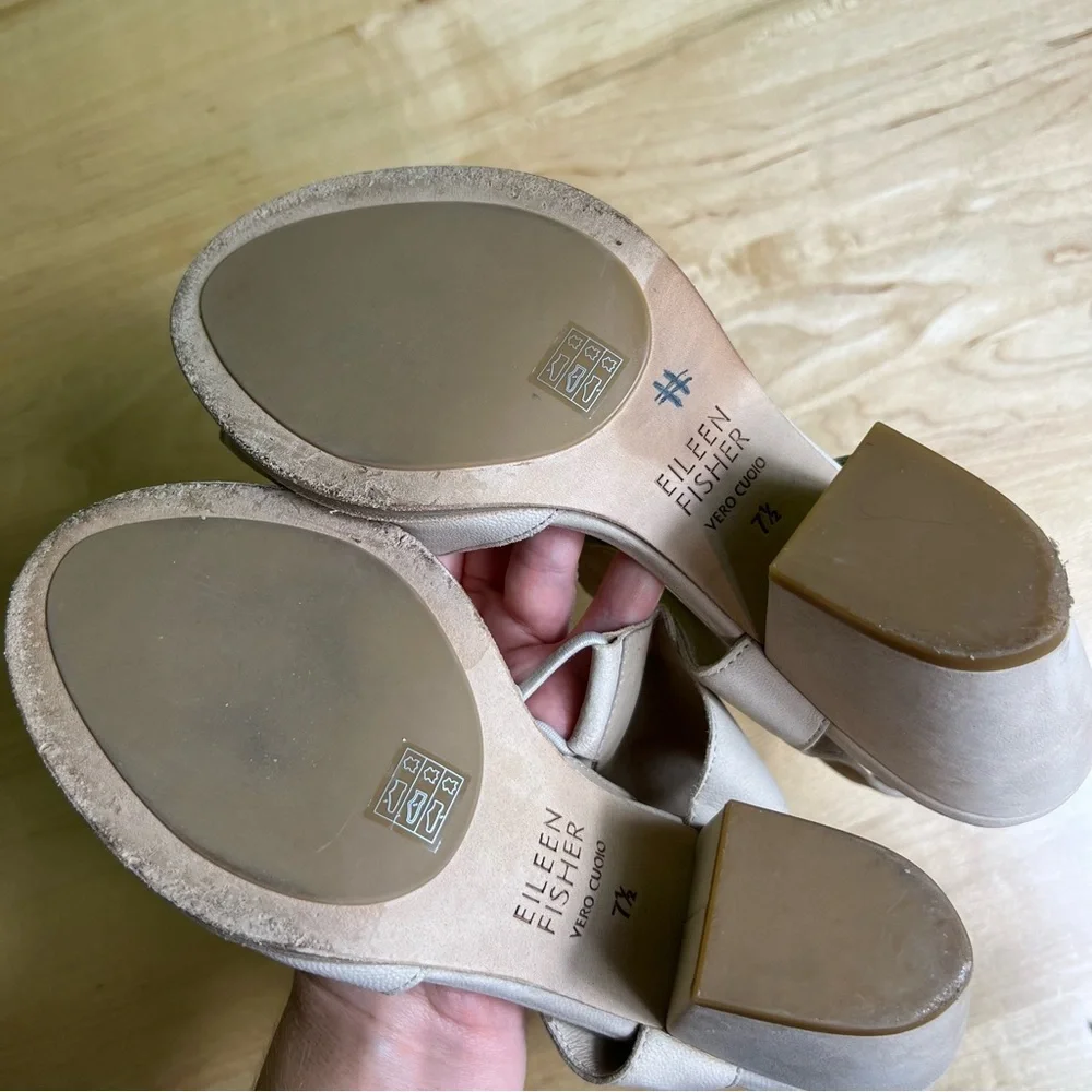 Eileen Fisher doe Open Toe Casual Ankle Strap Sandals size 7.5